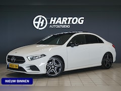 Mercedes-Benz A-klasse - 180 AMG Line + SCHUIFDAK / CARPLAY / NIGHTPAKKET / WIDESCREEN / CAMERA