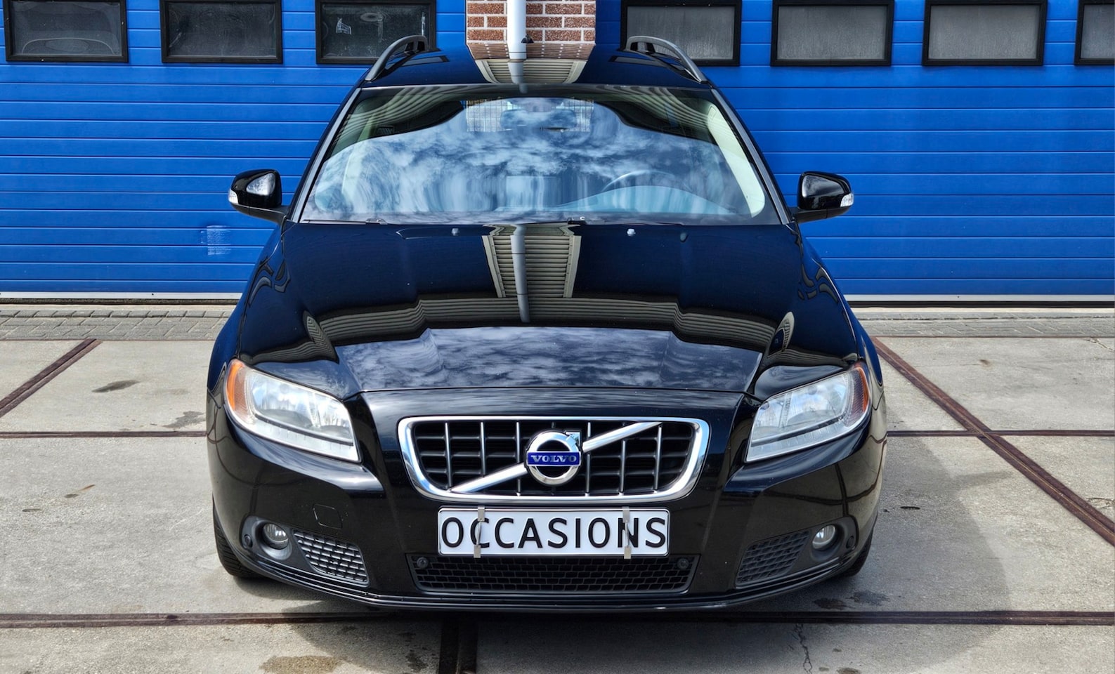 Volvo V70 - 2.4 D5 Momentum Automaat - AutoWereld.nl