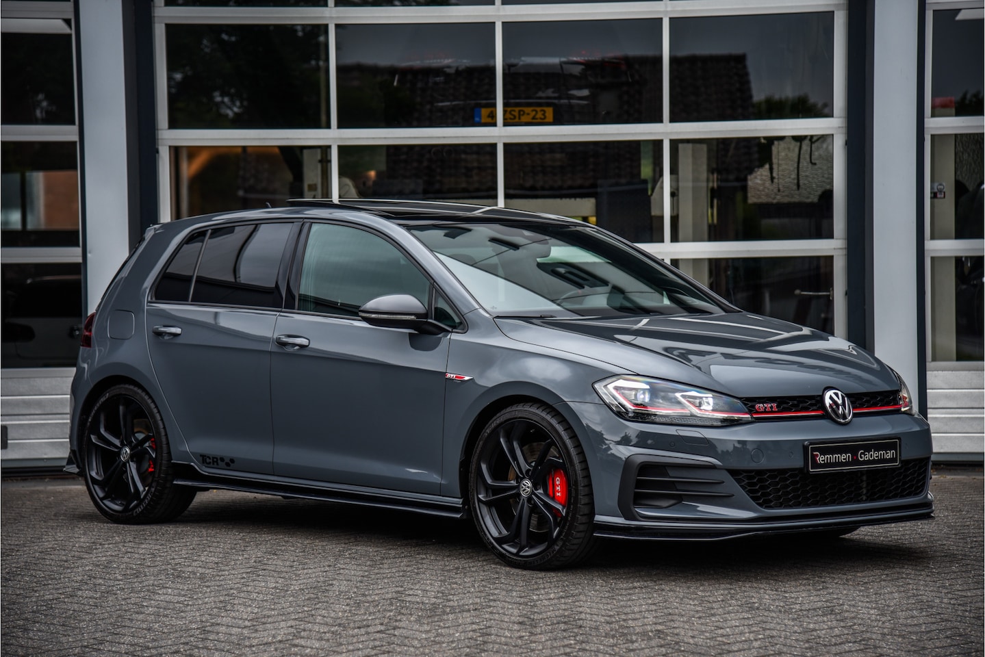 Volkswagen Golf - 2.0 TSI GTI TCR 2.0 TSI GTI TCR - AutoWereld.nl