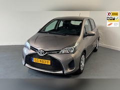 Toyota Yaris - 1.3 VVT-i Style | DEALER OND. | NAVI | PARKEERCAMERA | CRUISE CONTROL |