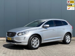 Volvo XC60 - 2.4 D4 Summum | Trekhaak | Navi | Xenon | Leder | Cruise Control