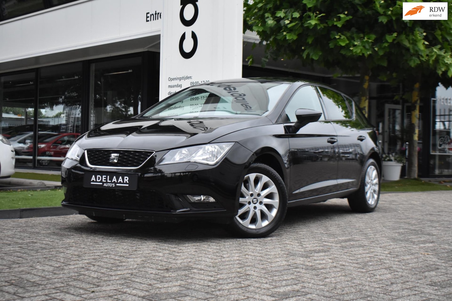 Seat Leon - 1.4 TSI Style NAVI, STOELVERWARMING, CRUISE, PDC - AutoWereld.nl