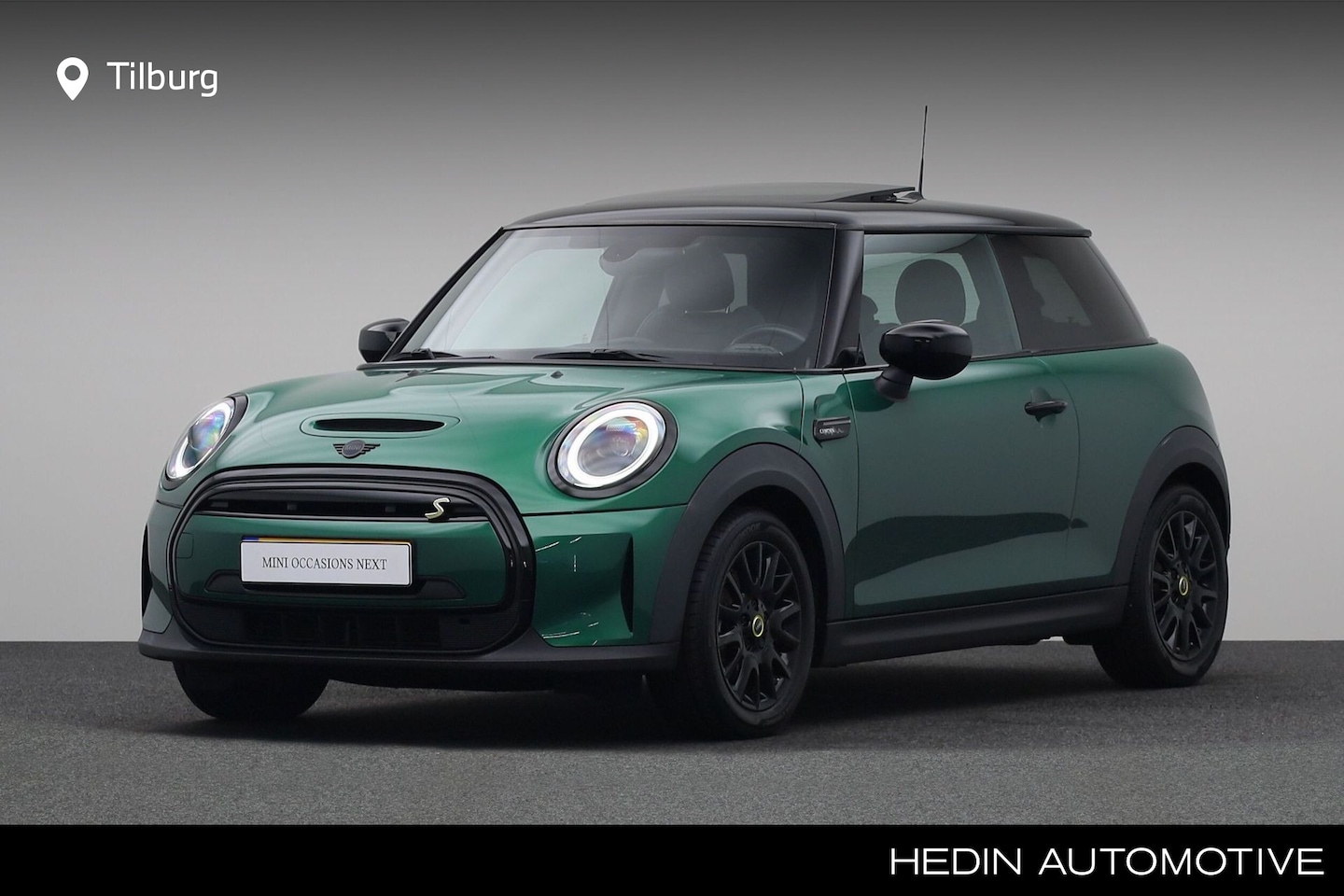 MINI Mini-Electric - Camden Plus Edition 33 kWh | Panoramadak | Stoelverwarming | Comfort access | Parkeersenso - AutoWereld.nl