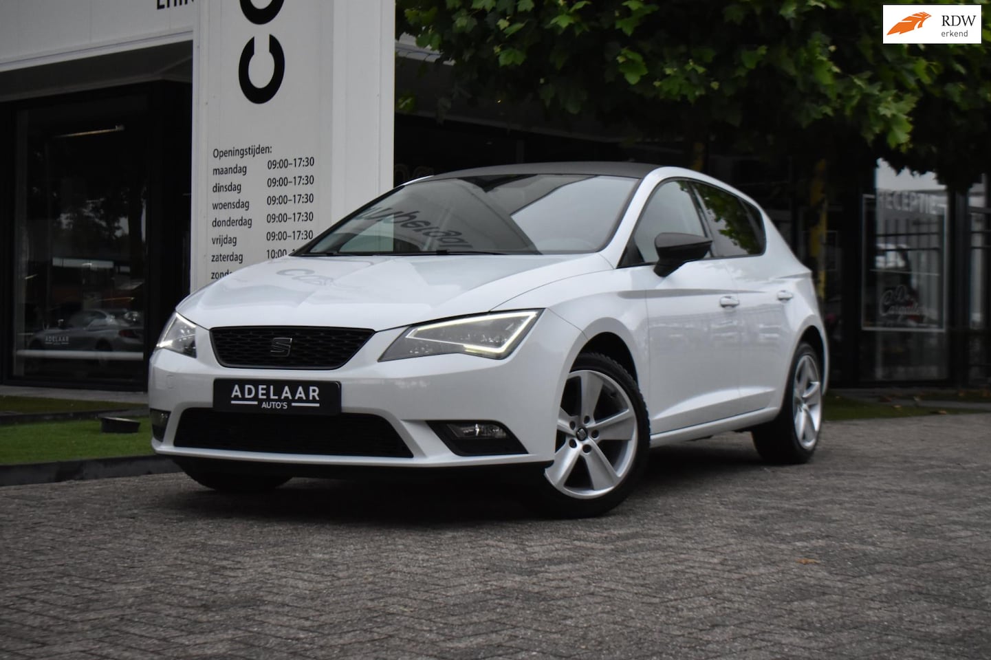 Seat Leon - 1.2 TSI Style XENON, CRUISE, CLIMA - AutoWereld.nl