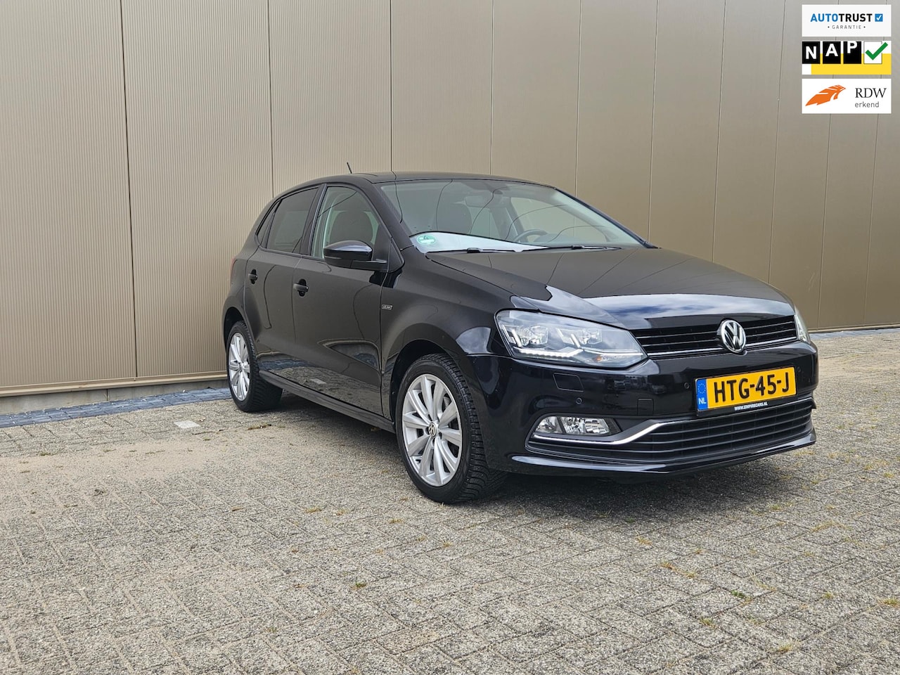 Volkswagen Polo - 1.2 TSI Highline l Panoramadak - AutoWereld.nl