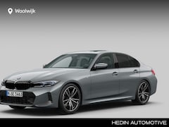 BMW 3-serie - Sedan 318i Sedan | M-Sportpakket | Travel Pack | 19'' Lichtmetaalvelgen Dubbelspaak | Acht