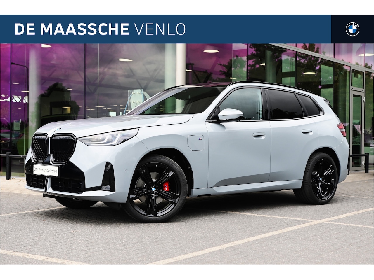 BMW X3 - xDrive30e M Sport Automaat / Panoramadak / Trekhaak / Sportstoelen / Adaptieve LED / Parki - AutoWereld.nl