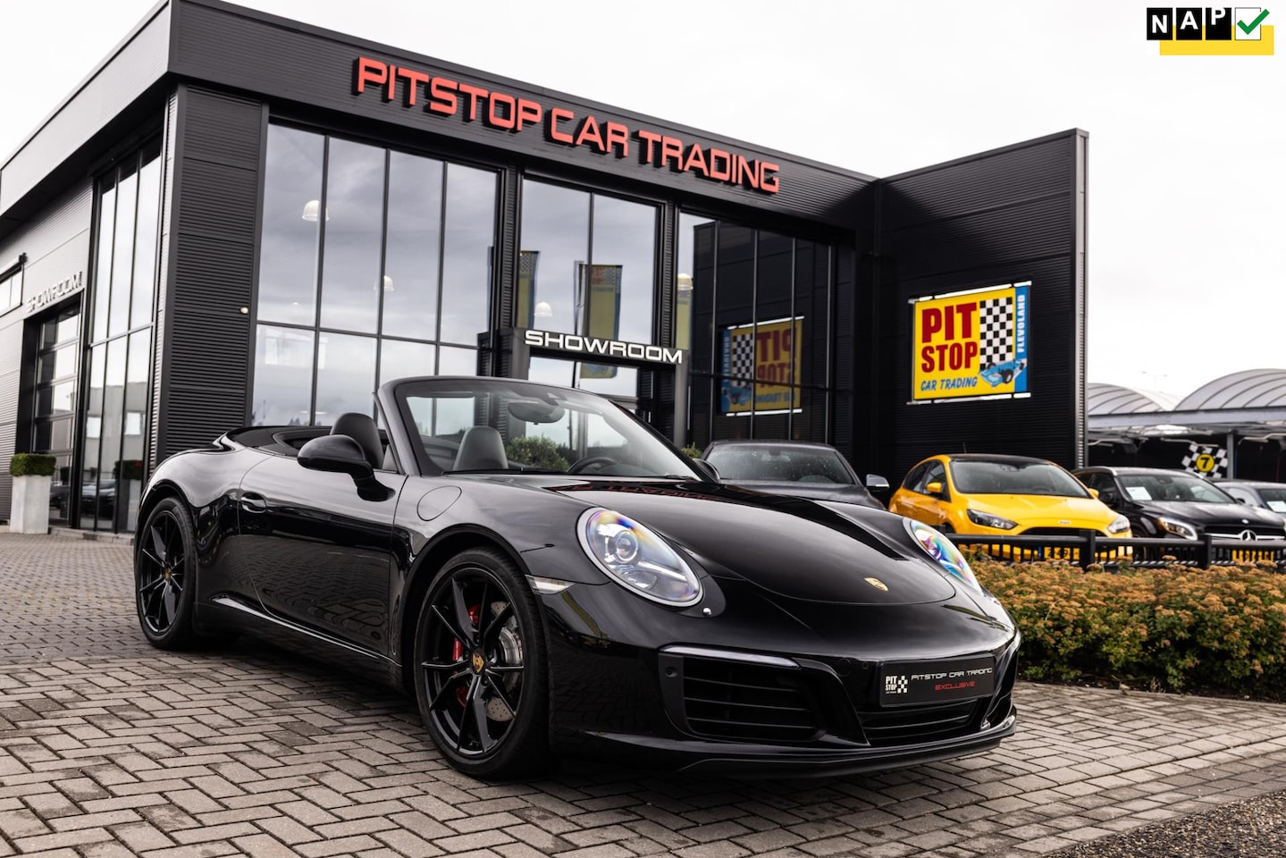 Porsche 911 Cabrio - 3.0 Carrera S 3.0 Carrera S, 420 PK, Sport Chrono, Camera, Sportuitlaat! - AutoWereld.nl