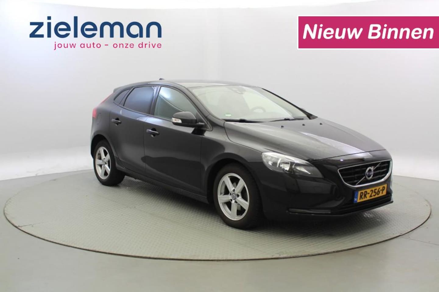 Volvo V40 - 2.0 D2 Kinetic business - Navi, Cruise, Stoelverw. - AutoWereld.nl