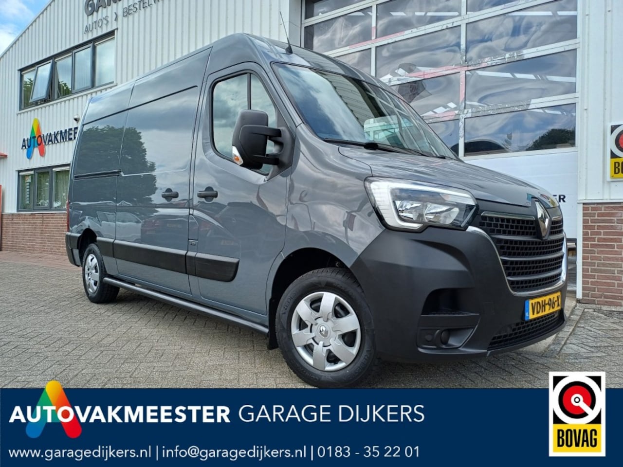 Renault Master - T35 2,3 dCi 180 Pk L2H2 Energy Gris Urbain PDC/Camera/Klasse3 alarm - AutoWereld.nl