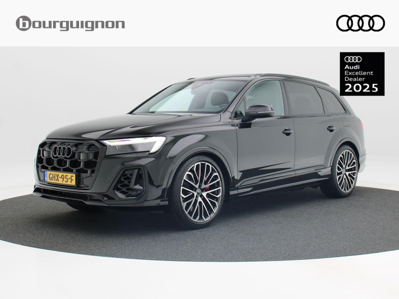 Audi Q7 - 55 TFSi e 380 Pk quattro S-Line | Trekhaak | Adaptive Cruise | Panoramadak | B&O | Elektri - AutoWereld.nl