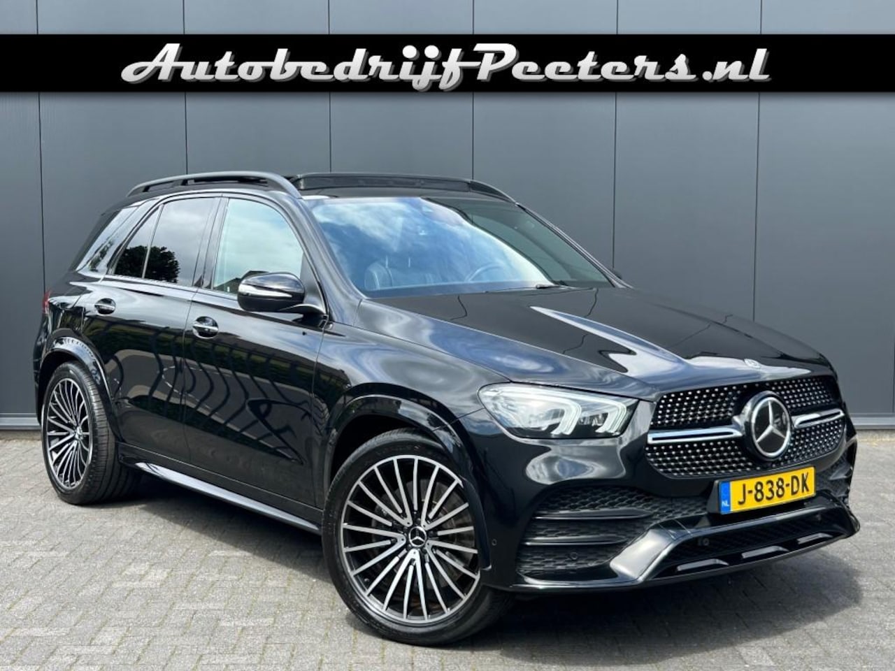 Mercedes-Benz GLE-Klasse - GLE 450 4M AMG Nightpakket P-dak Burmester Airmatic Trekhaak - AutoWereld.nl