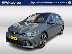 Volkswagen Golf - 1.4 eHybrid GTE / AUTOMAAT/ PANO/ 245 PK/ PARK. SENSOREN/ IQ. LIGHT/ DODE HOEK/ KEYLESS/ S