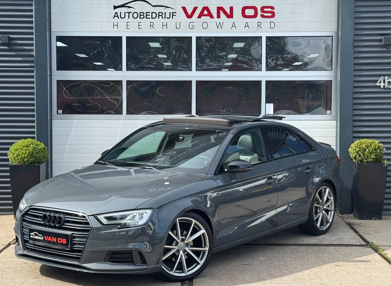 Audi A3 Limousine - 1.5 TFSI CoD Design Pro Line Plus l S-line l Virtual Display l Panorama l Facelift - AutoWereld.nl