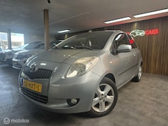 Toyota Yaris - 1.3 VVTi Sol / NAP / APK / Centrale deur verg
