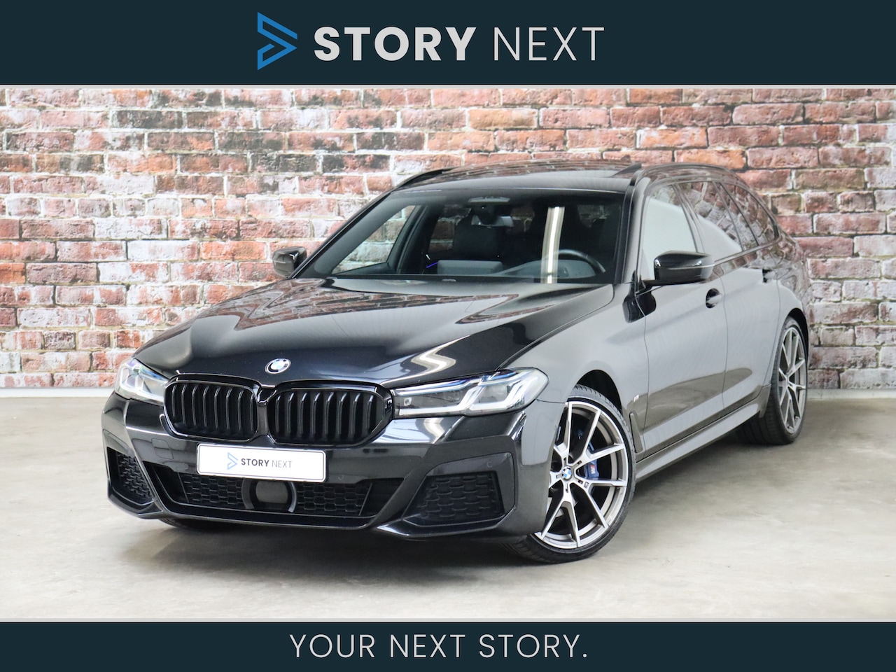 BMW 5-serie Touring - 530i xDrive High Executive M Sport Pakket Automaat / Trekhaak / Panoramadak / Active Steer - AutoWereld.nl