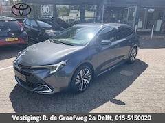 Toyota Corolla - Hybrid 140 Dynamic | Dodehoek Detectie | Navigatie | Stuur- & Stoelverwarming | Parkeersen