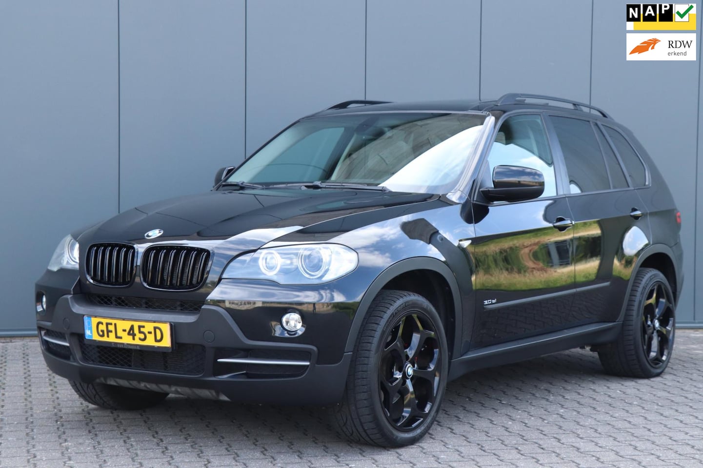 BMW X5 - XDrive30i | Youngtimer - Dealer OND. - Nieuwstaat! - AutoWereld.nl