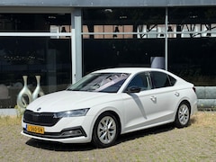 Skoda Octavia - 1.0 e-TSI Business Edition Plus