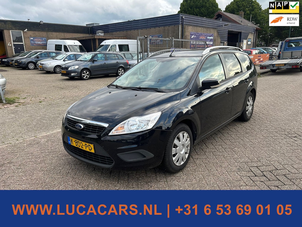 Ford Focus Wagon - 1.6 Cool & Sound - AutoWereld.nl
