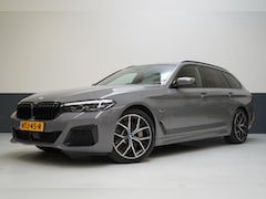 BMW 5-serie Touring - 530e Business Edition Plus | Trekhaak | Sportstoelen | Navigatie | Achteruitrijcamera