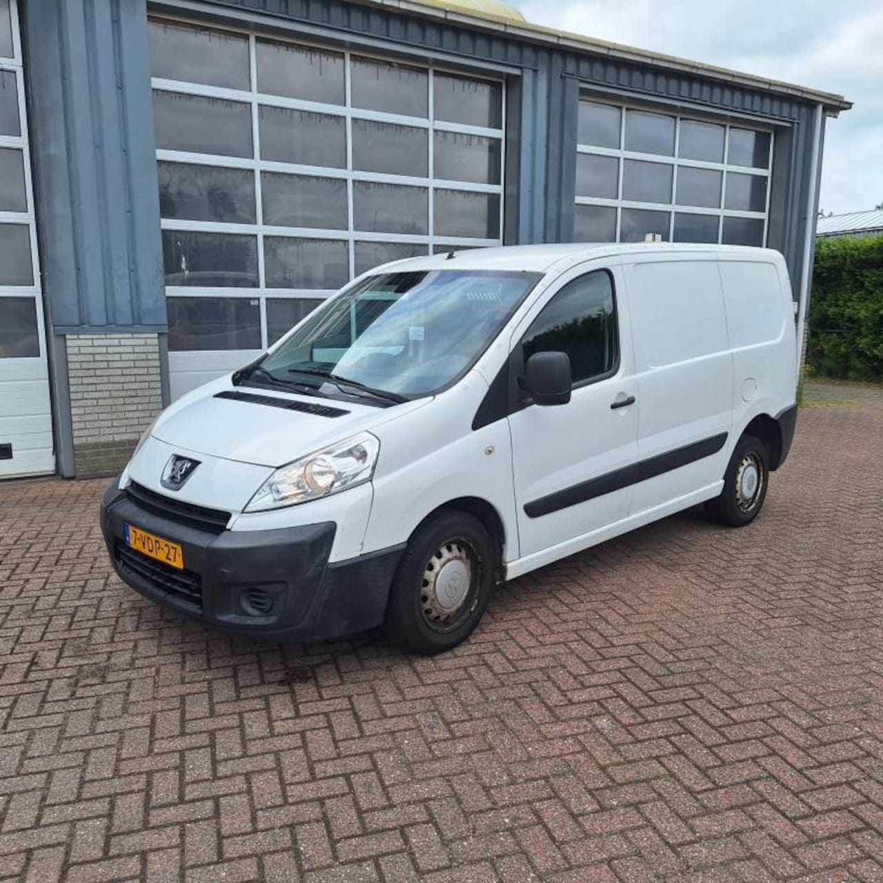 Peugeot Expert - 227 2.0 HDI L1H1 Navteq 227 2.0 HDI L1H1 Navteq - AutoWereld.nl