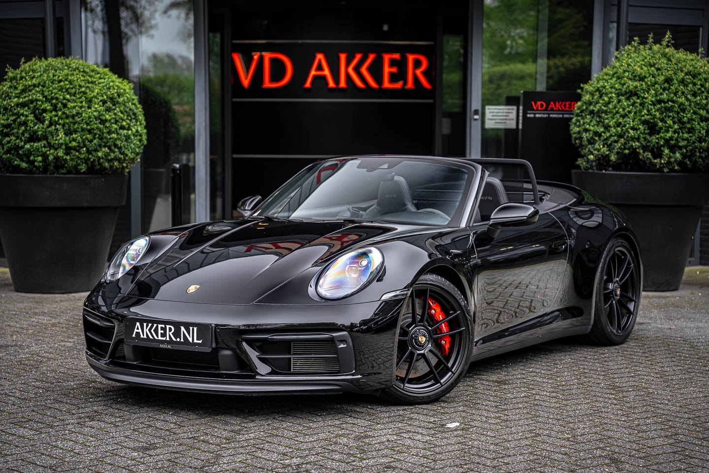 Porsche 911 Cabrio - 992 Carrera 4 GTS 480 pk BOSE | Entry & Drive | Np.241k. - AutoWereld.nl