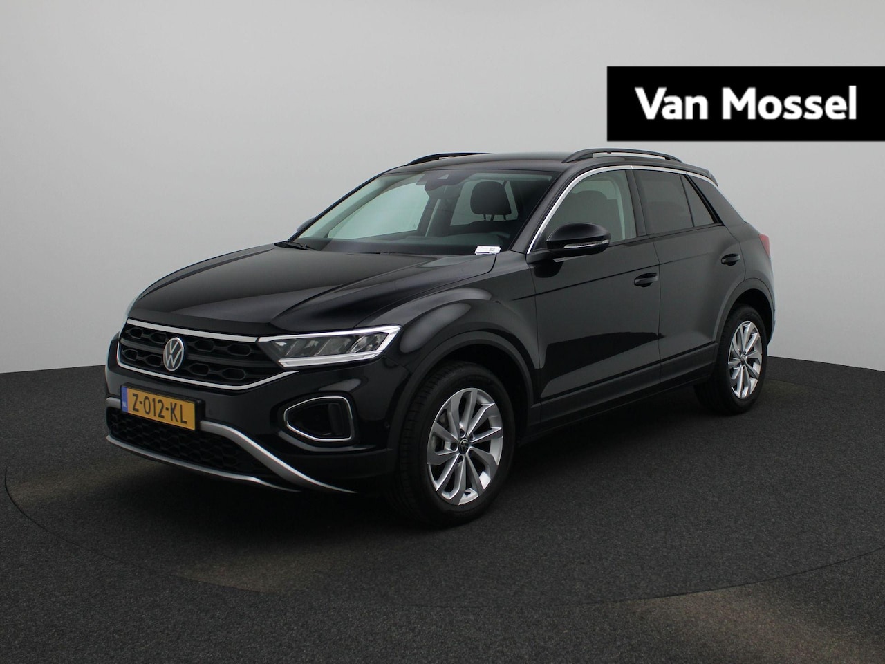 Volkswagen T-Roc - 1.0 TSI Style | Navigatie | Trekhaak | dodehoek detectie | Airco | Stoelverwarming | Camer - AutoWereld.nl