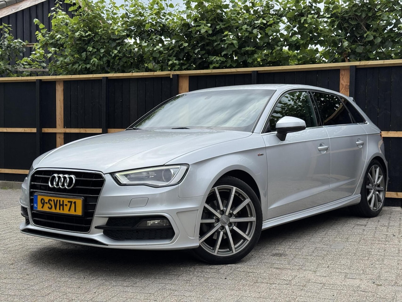 Audi A3 Sportback - 1.4 TFSI CoD S-Line|Navi|Xenon|Leder|Clima - AutoWereld.nl