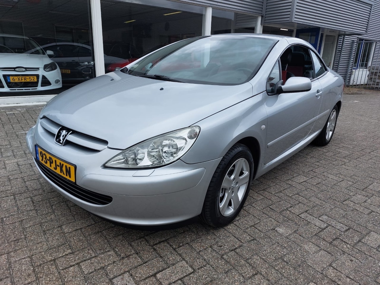 Peugeot 307 CC - 2.0-16V 2.0 16V - AutoWereld.nl