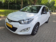 Hyundai i20 - 1.2i Business Edition, 5Drs, Led, Airco