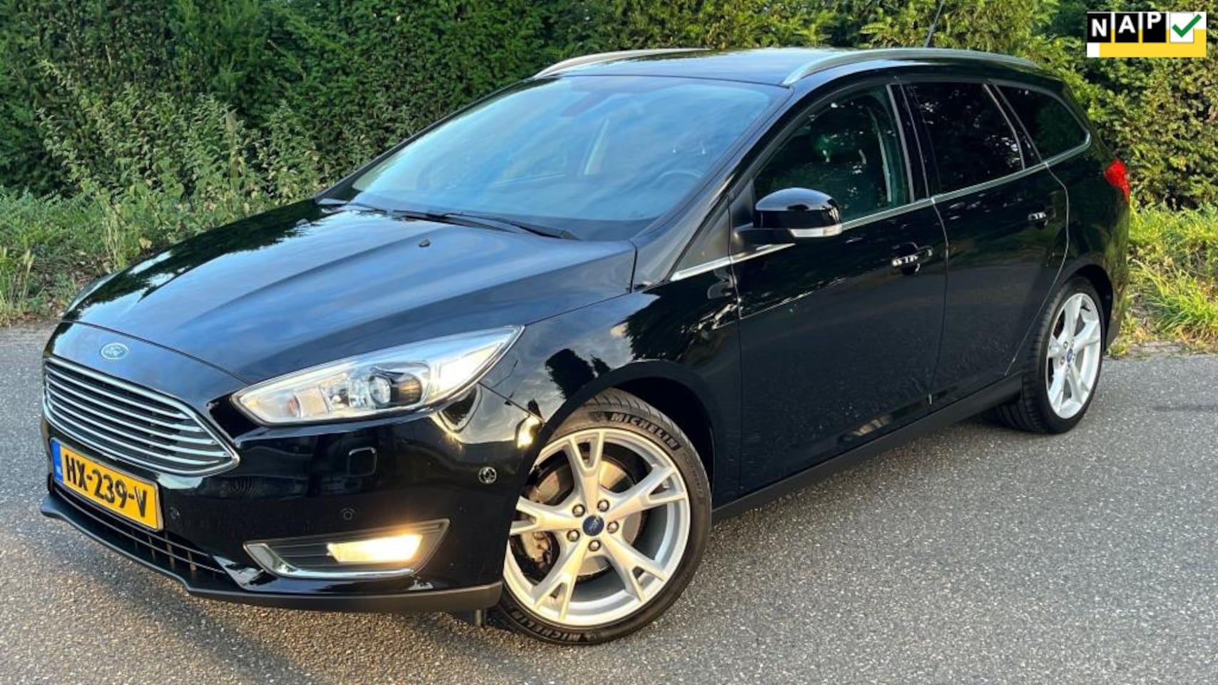 Ford Focus Wagon - 1.5 Titanium Edition l Clima l NAVI l 150PK l NAP l - AutoWereld.nl