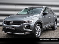 Volkswagen T-Roc - 1.5 TSI Style Business / Volledig Digitaal Dashboard / Adaptieve Cruise Control / Parkeerc
