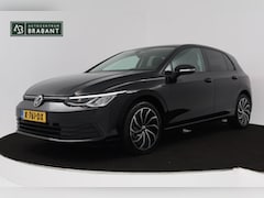 Volkswagen Golf - 1.0 TSI Life (PARKEERSENSOREN, CRUISE CONTROL ADAPTIEF, NAVIGATIE, NL-AUTO)