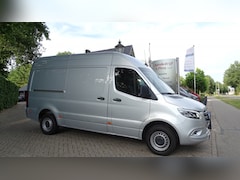 Mercedes-Benz Sprinter - 319 1.9 CDI L2H2 VOL OPTIES 1e eig