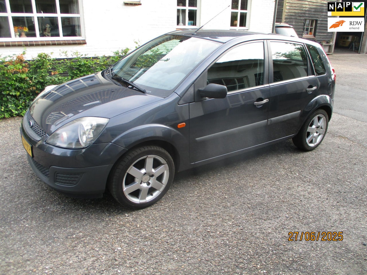 Ford Fiesta - 1.3-8V 2E. EIG AIRCO nette auto APK 6-2026 8-2007 - AutoWereld.nl