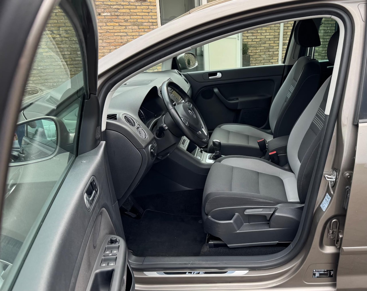 Volkswagen Golf Plus - 1.4 TSI Highline Automaat Weinig kilometers - AutoWereld.nl