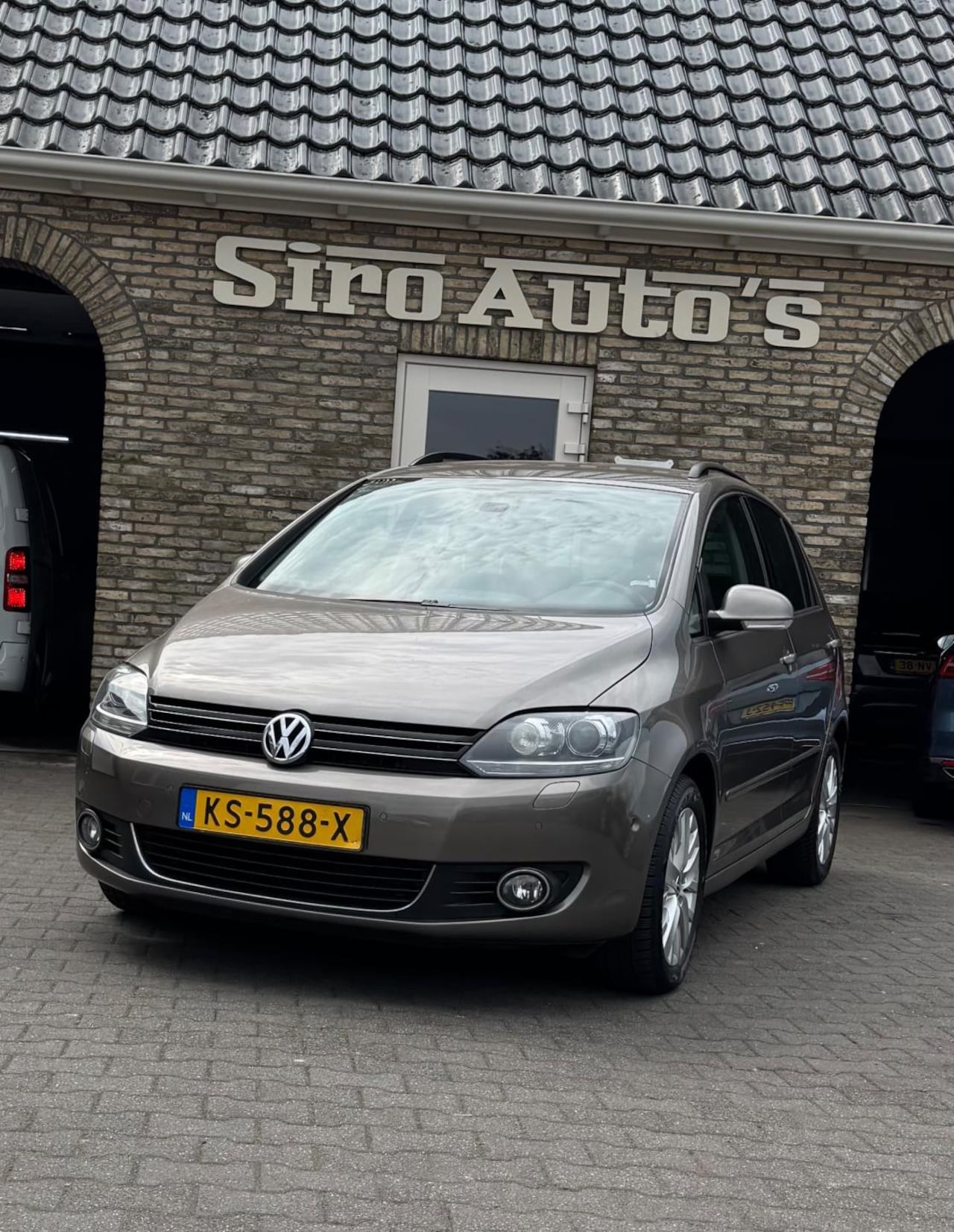 Volkswagen Golf Plus - 1.4 TSI Highline Automaat Weinig kilometers - AutoWereld.nl