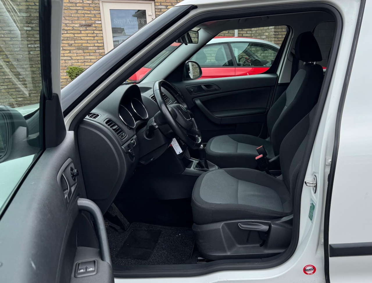 Skoda Yeti - 1.2 TSI Comfort Bj 2011 Nette goed onderhouden auto - AutoWereld.nl