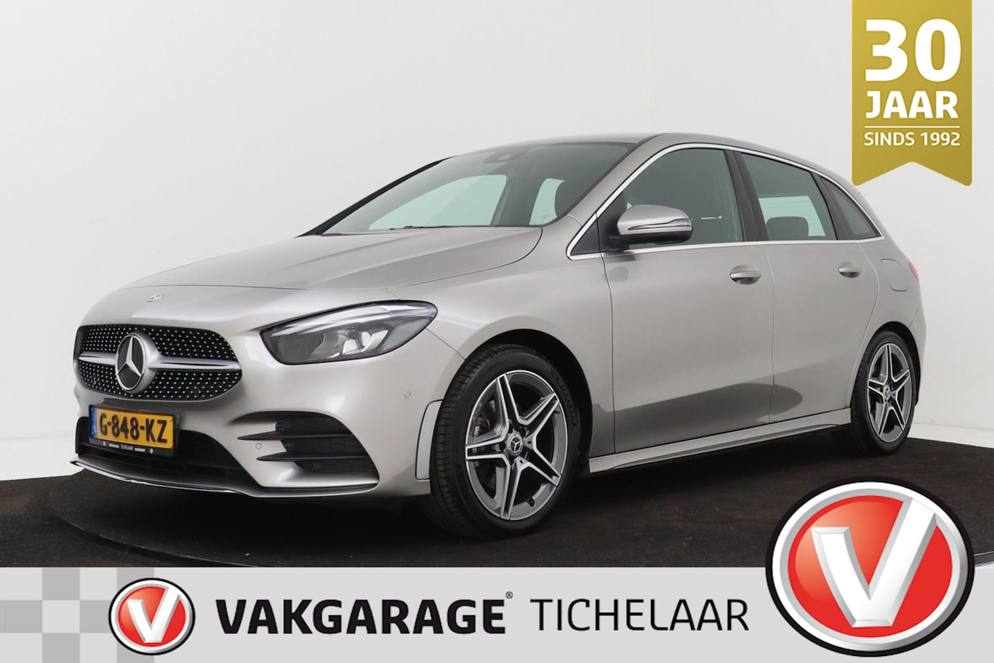 Mercedes-Benz B-klasse - 180 Business Solution AMG | 22000 KM | Org NL | Trekhaak | Camera - AutoWereld.nl