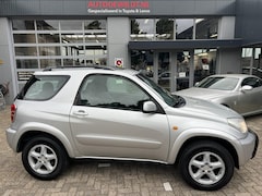 Toyota RAV4 - 2.0 16v 4WD Linea Luna 3-drs + 12 MND BOVAG