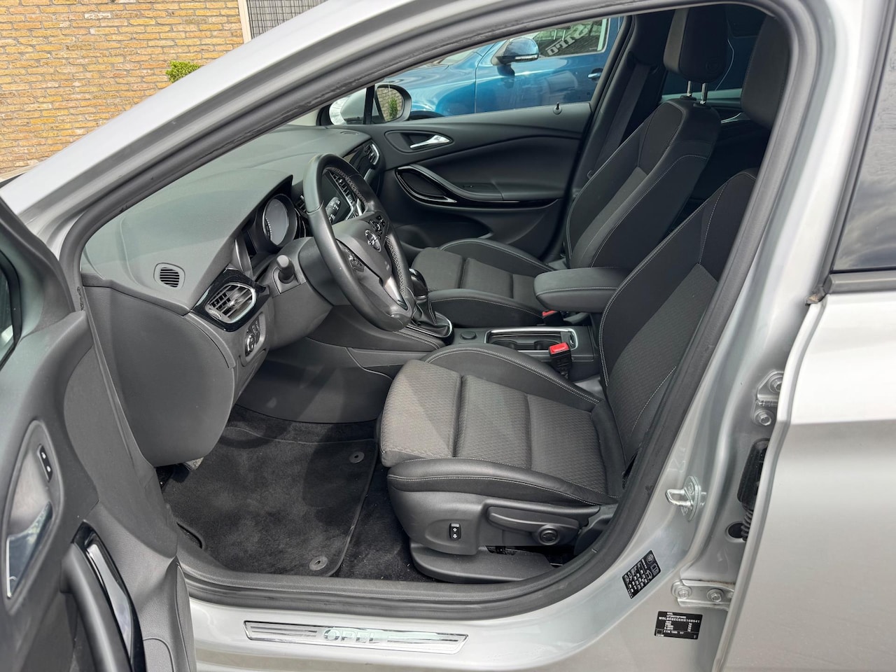 Opel Astra - 1.4 Innovation Bj 2017 met slechts 56020 km - AutoWereld.nl