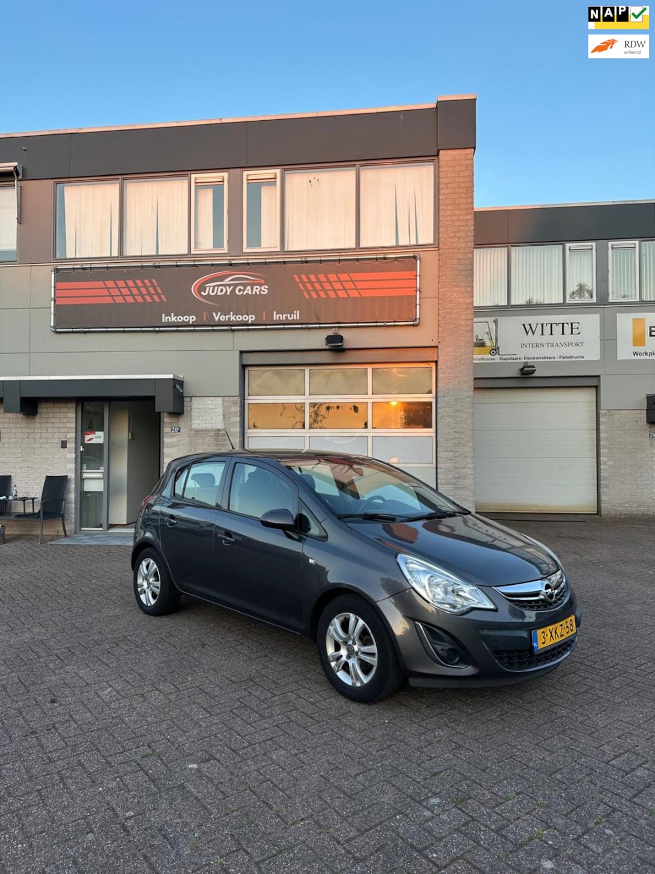 Opel Corsa - 1.0-12V Edition 1.0-12V Edition - AutoWereld.nl