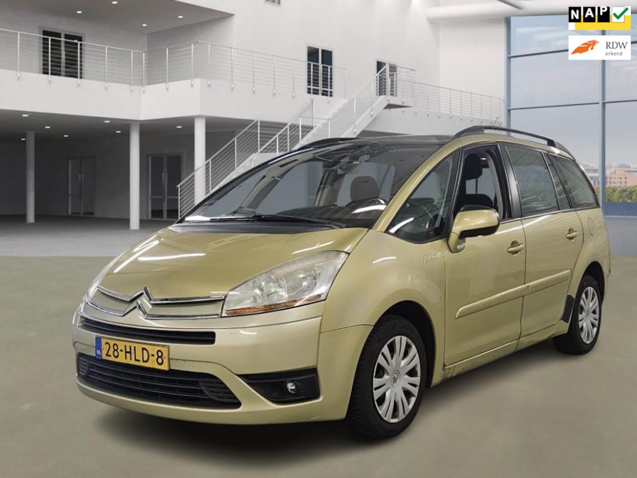Citroën Grand C4 Picasso - 1.6 THP Ambiance 7p. 1.6 THP Ambiance 7p. - AutoWereld.nl