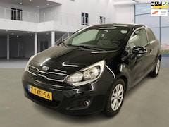 Kia Rio - 1.2 CVVT World Cup Edition