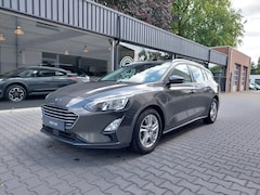 Ford Focus Wagon - 1.0 Connected 85.000KM Apple Carplay Trekhaak Navi Clima Telefoon 16 inch Achteruitrijcame