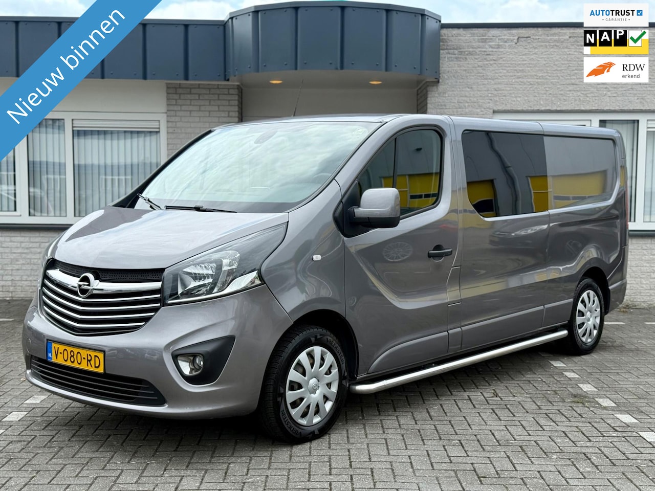 Opel Vivaro - 1.6 CDTI 121 dubbel Cabine L2H1 Sport - AutoWereld.nl