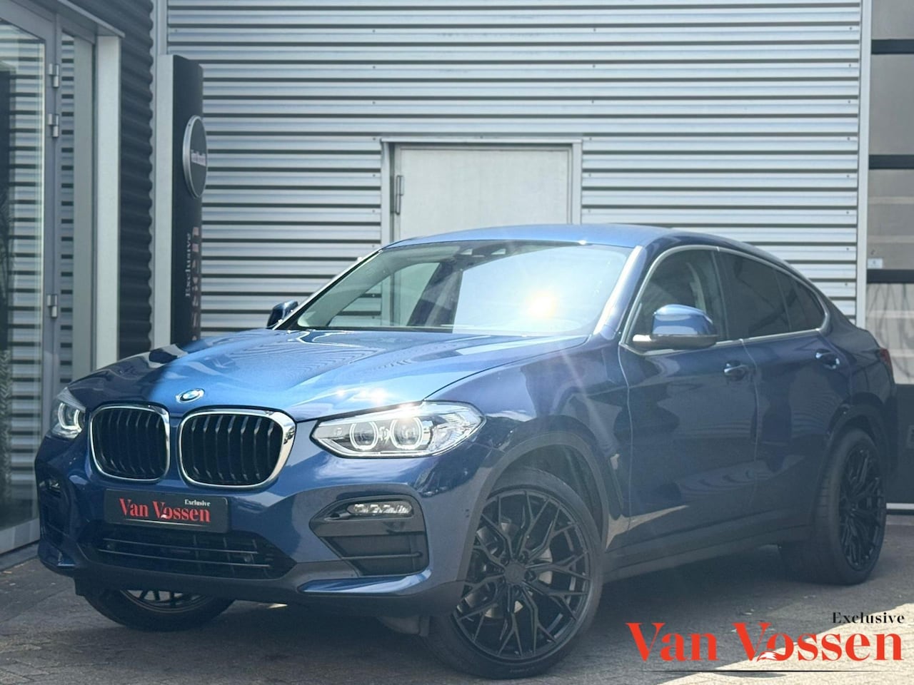 BMW X4 - XDrive20i High Executive|Camera|Leer|Navi|ConnectedService - AutoWereld.nl
