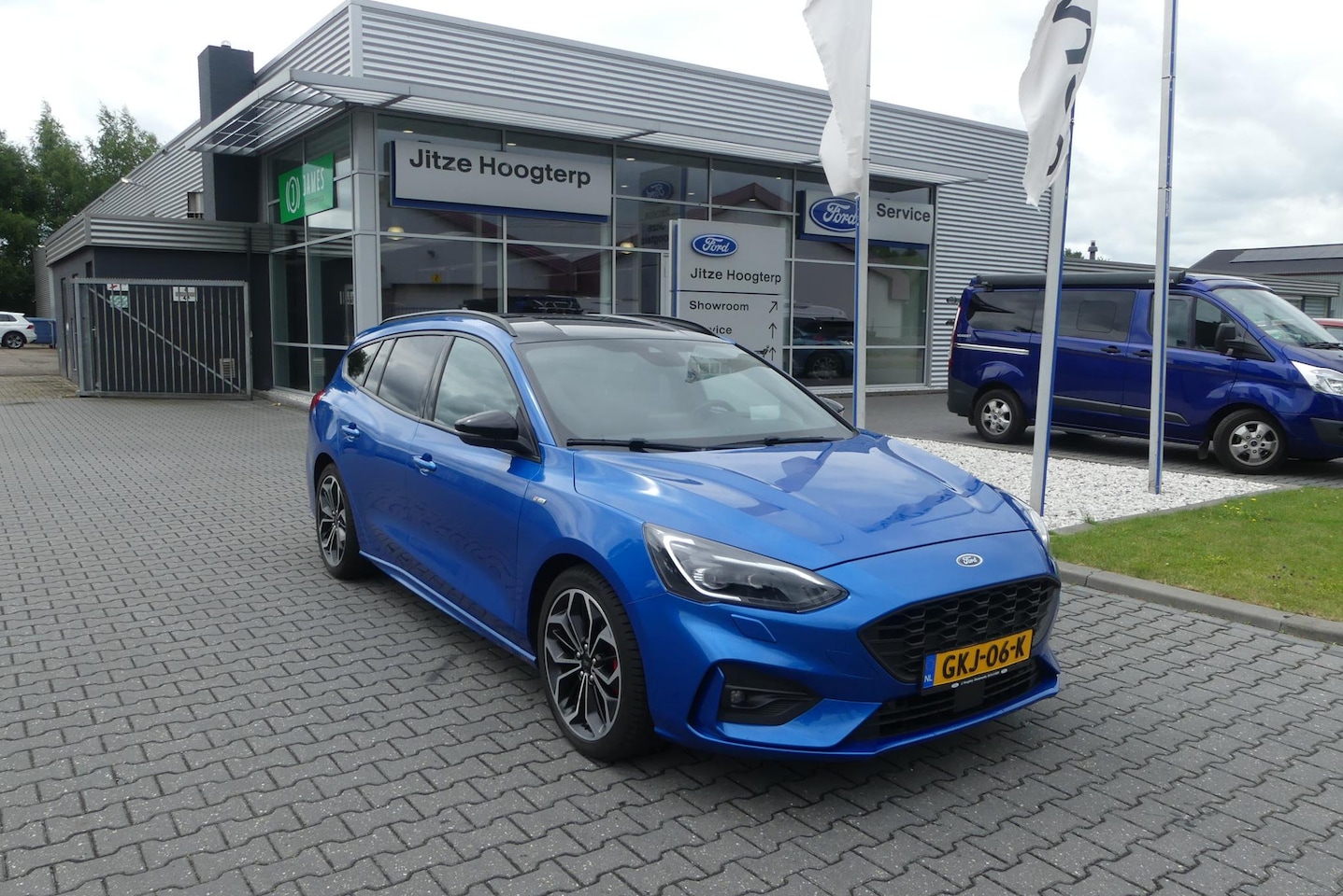 Ford Focus Wagon - 1.0 EcoBoost ST Line ADAPTIEVE CRUISE, CLIMA, NAVI, HUD, WINTER PACK, B&O, AFNEEMBARE TREK - AutoWereld.nl