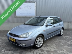 Ford Focus - 1.6-16V Futura 2004 / Leer / Climate control / 5 deurs / LM Velgen / NAP